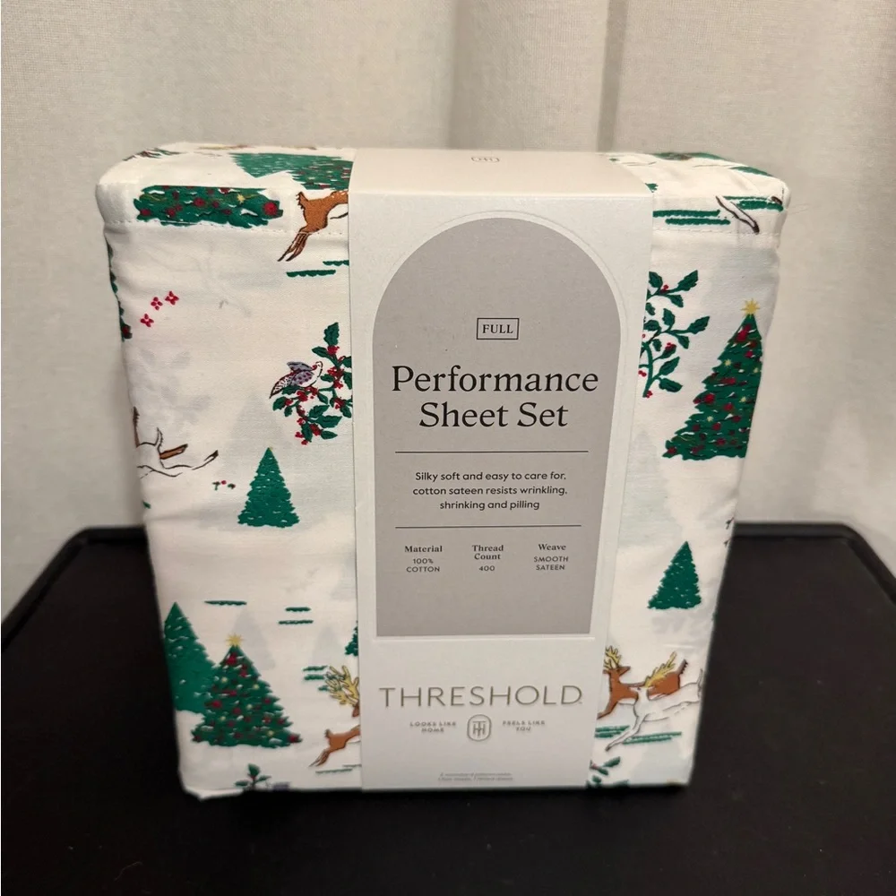 Christmas Thershold Perfromance bed sheets Full